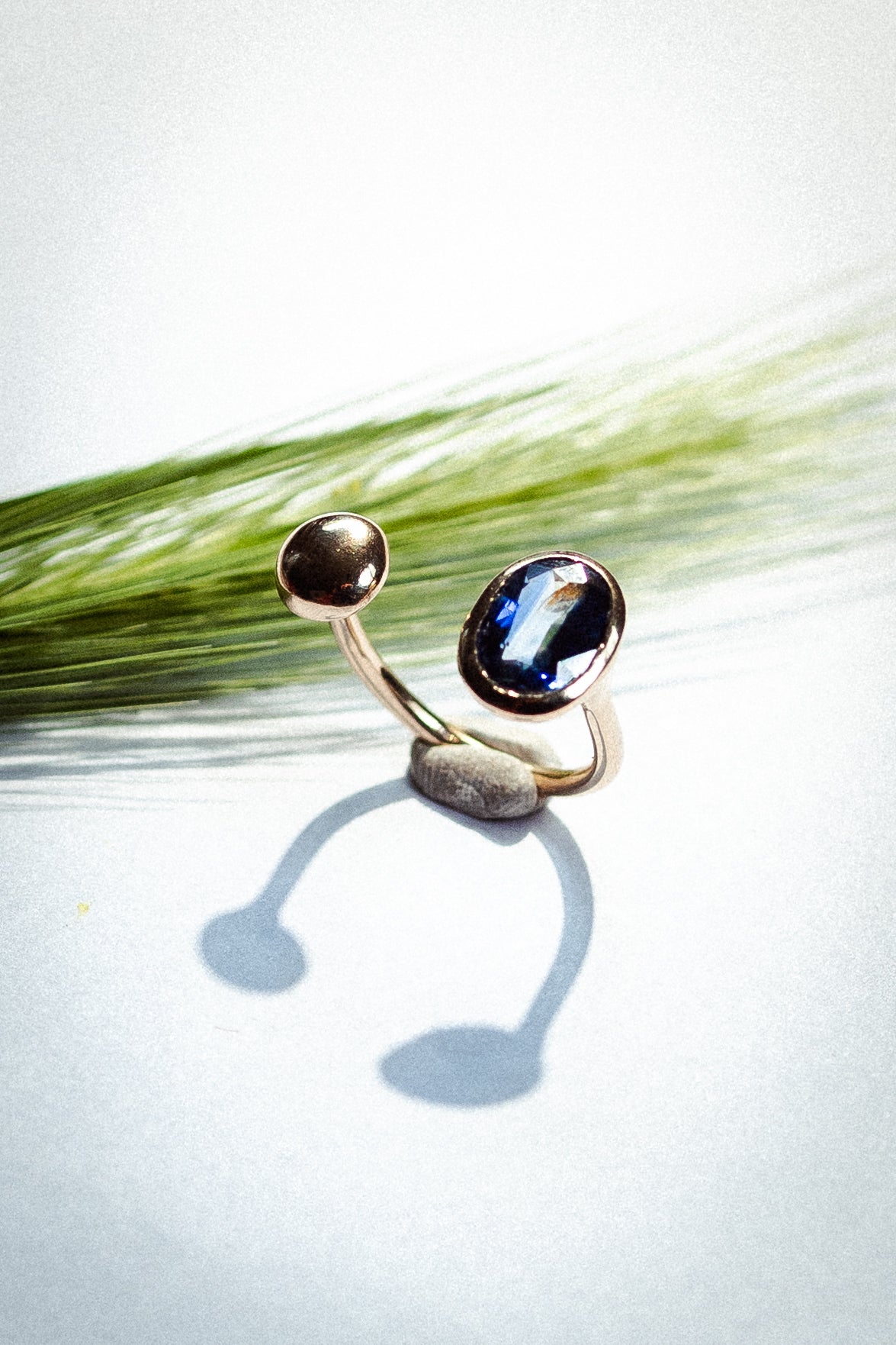 Anello in bronzo e cianite