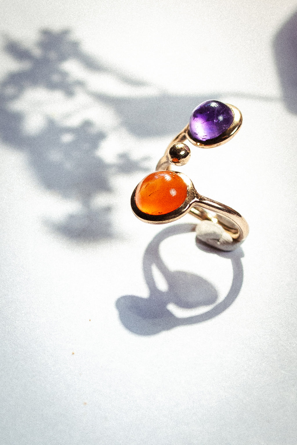 Anello in bronzo corniola e ametista