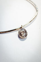 Collana rigida