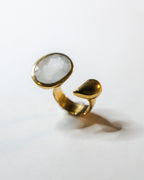 Anello in bronzo e quarzo ialino