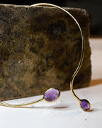 Collana rigida in bronzo e ametiste