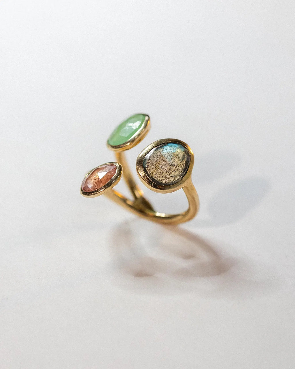 Anello Thila